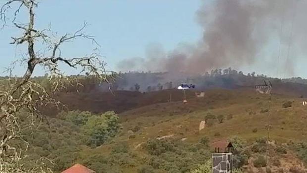 El incendio ha sido controlado este lunes a las 15:00 horas