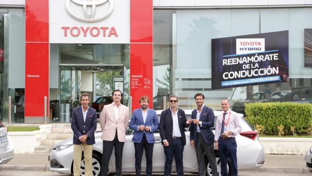 Toyota España entrega una flota de 38 Auris Touring Sports a González Byass