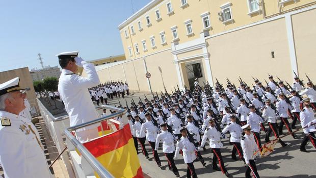 El Almirante de la Flota se despide de las Unidades de la Fuerza de Infantería de Marina