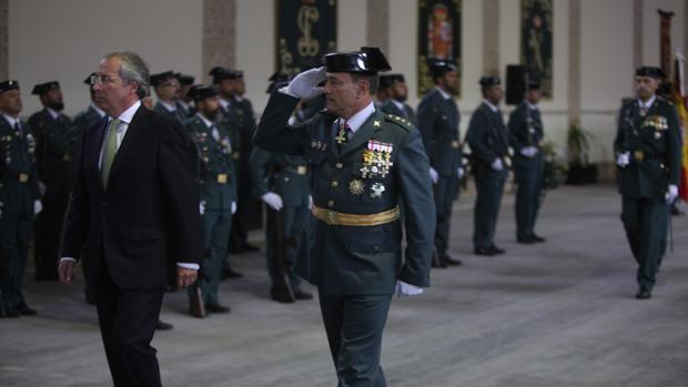 Fotos: La Guardia Civil de Cádiz celebra la fiesta del Pilar en los Depósitos de Tabacalera