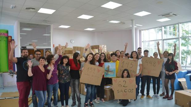 Una tonelada de solidaridad viaja desde Cádiz hasta Calais