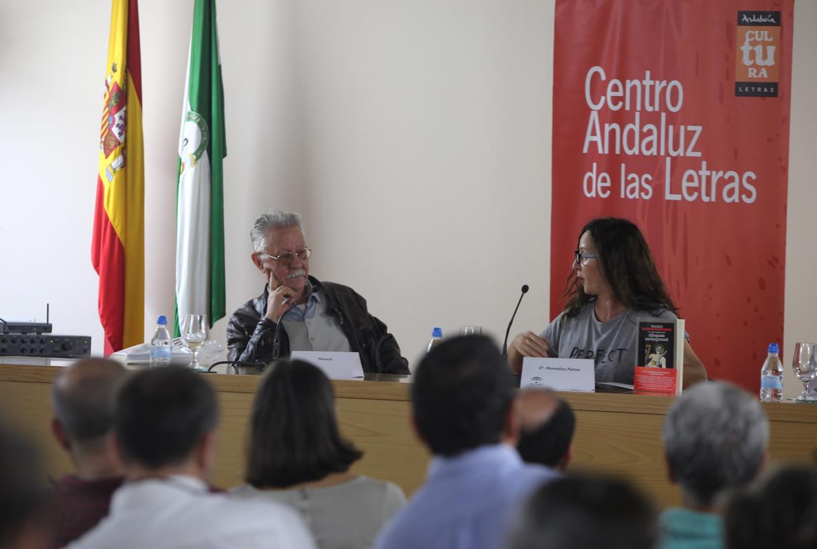 Nazario comparte su vida cotidiana con el público de Cádiz