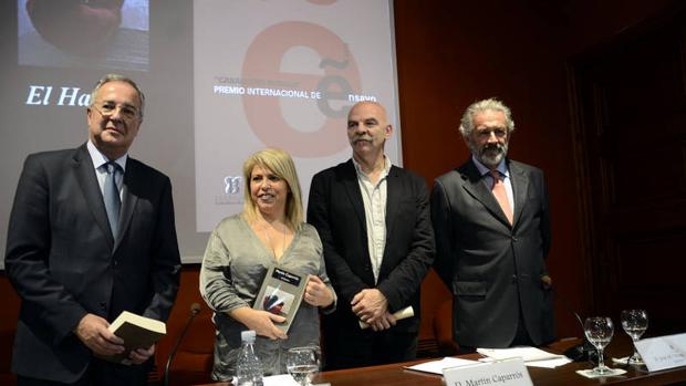 Martín Caparrós recoge en Jerez el premio Caballero Bonald de Ensayo por 'El hambre'