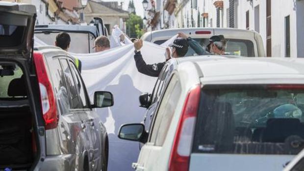 La joven fue asesinada en la puerta del domicilio donde trabajaba como asistenta