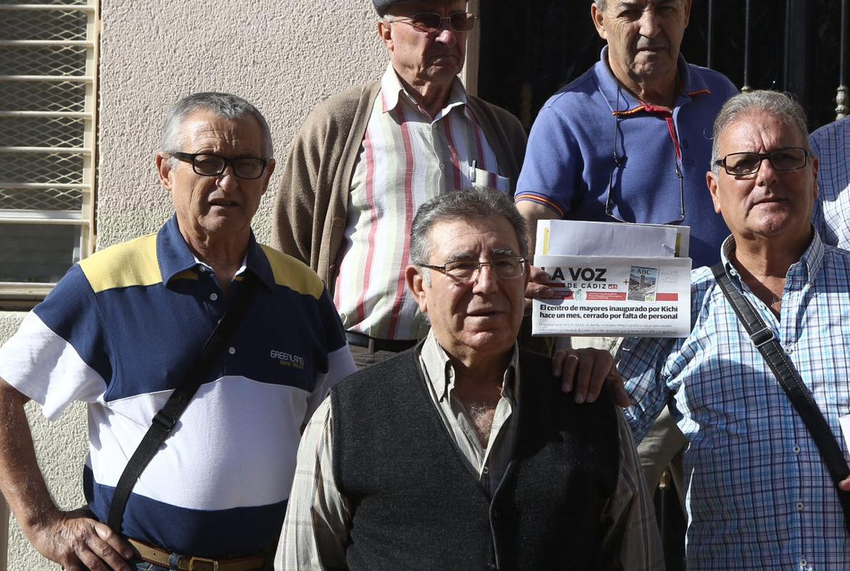 Los mayores de Loreto y Puntales, disconformes con la gestión del equipamiento