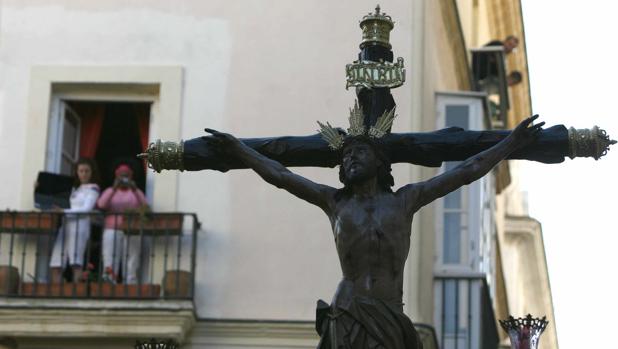 Los hermanos aprueban la restauración del Cristo de Expiración