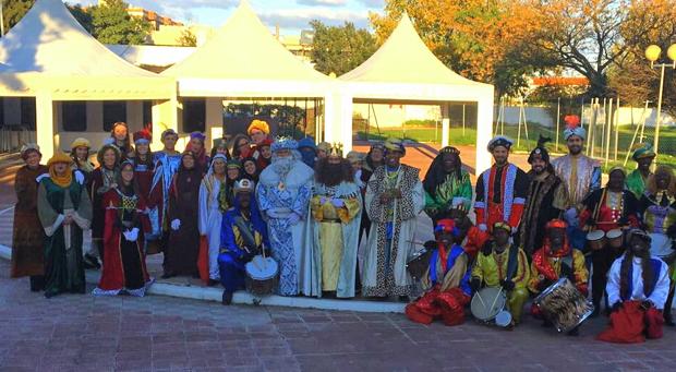 La Asociación Cultural Reyes Magos Raíces regala su ilusión por Jerez