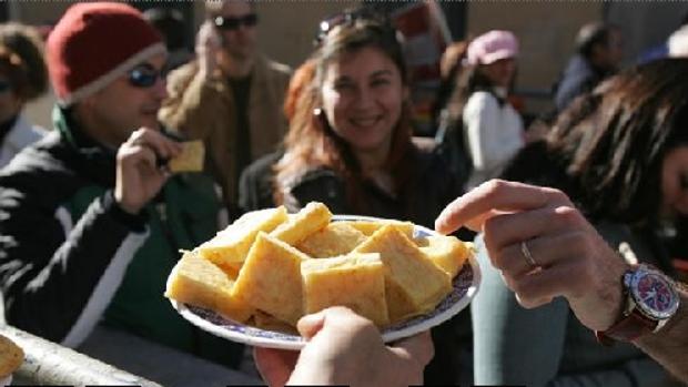 Cádiz restringirá las barras en Carnaval tras intoxicación del pasado año