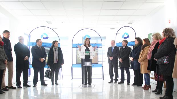 Susana Diaz durante la inauguración de la ampliación de la depuradora de Palomares