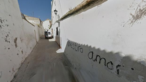 La calle en la que ha aparecido el muro romano