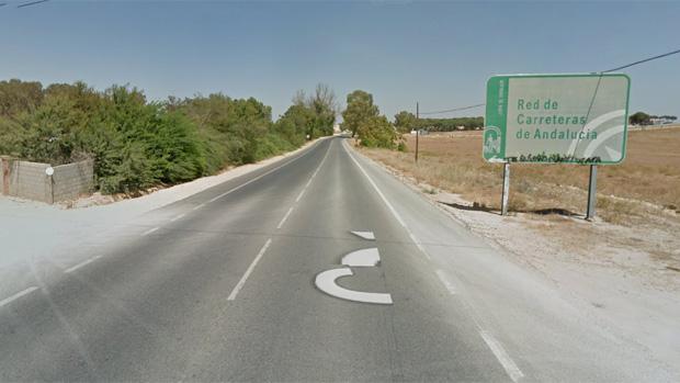 Una persona ha muerto tras un accidente en la carretera SE-3204, que une Alcalá de Guadaíra y Utrera