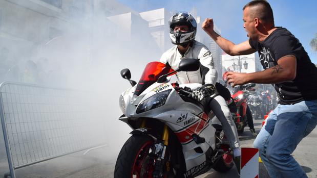 Los aficionados han vibrado con las motos tanto en El Puerto como en Jerez.