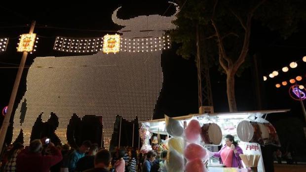 Polémica por la tasa de luz de la Feria