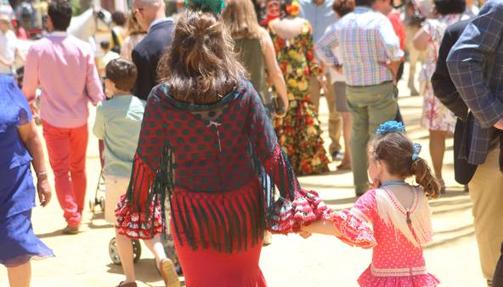 Cómo evitar el timo del tocomocho, la estampita y el «cambio mágico» en la Feria de Jerez