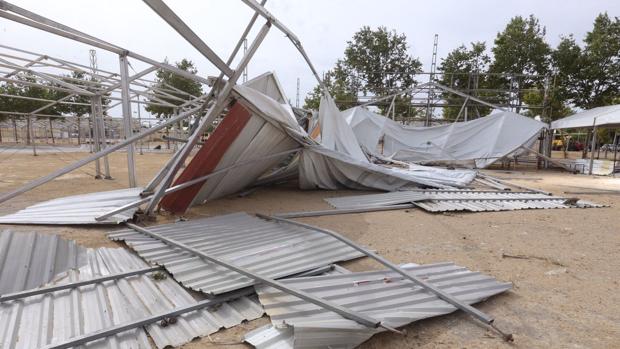 El temporal de levante vuelve a castigar con dureza a la provincia de Cádiz