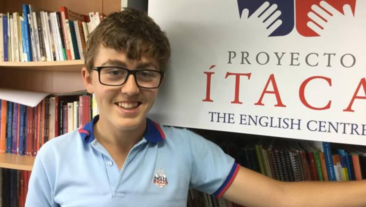 Un alumno de El Centro Inglés, uno de los ganadores en la Olimpiada Nacional de Lectura Comprensiva