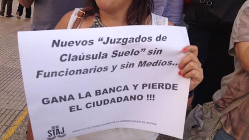 Enfado por la falta de medios en el Juzgado.