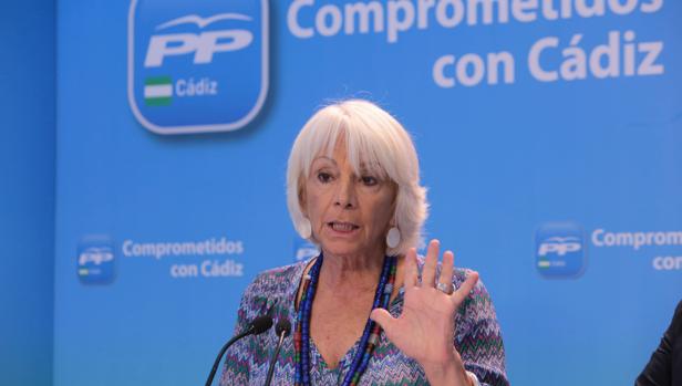Teófila Martínez: «La bajada del paro es una motivación para seguir luchando por el empleo»