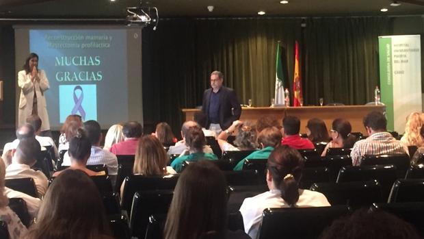 El II encuentro provincial de cáncer de mama se ha celebrado en el Hospital Puerta del Mar