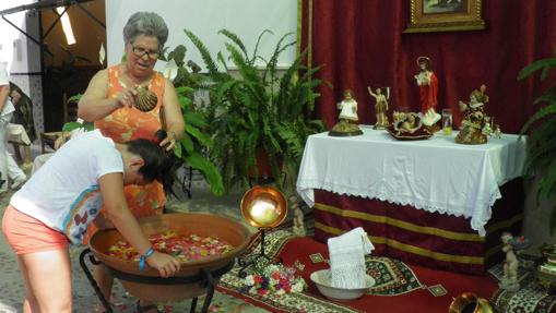 Altaritos de San Juan en Fuentes de Andalucía