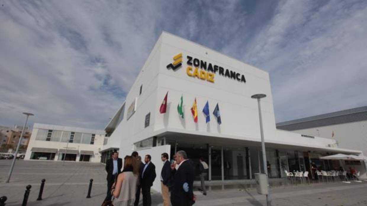 Inauguración del nuevo edificio de Zona Franca.