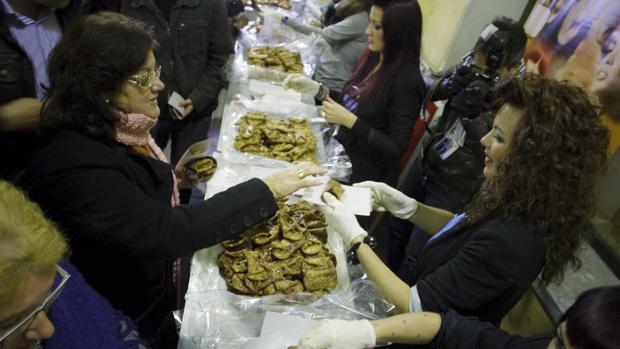 Las peñas muestran su malestar por el adelanto del inicio del Concurso de Carnaval de Cádiz