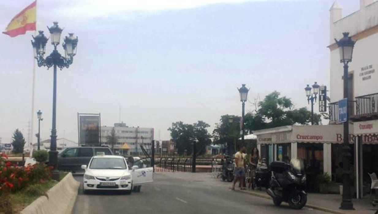 La parada de la Plaza de las Galeras es foco de tensión entre usuarios