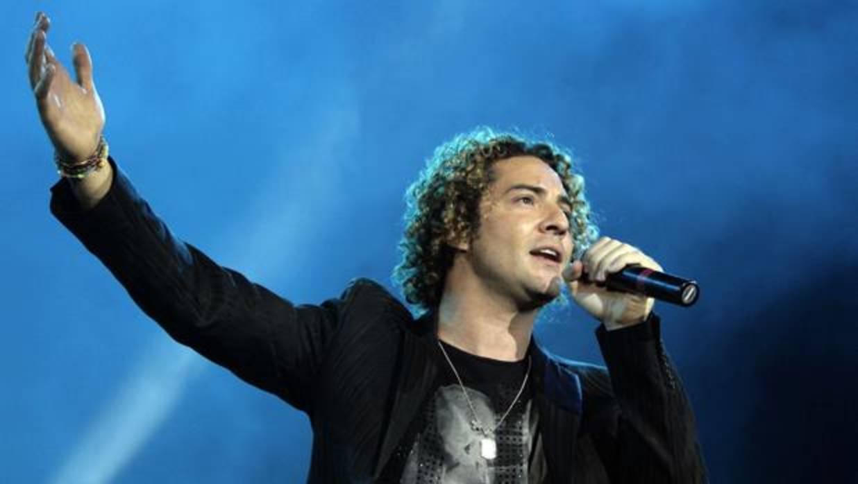 David Bisbal pondrá música a la playa de toros de El Puerto