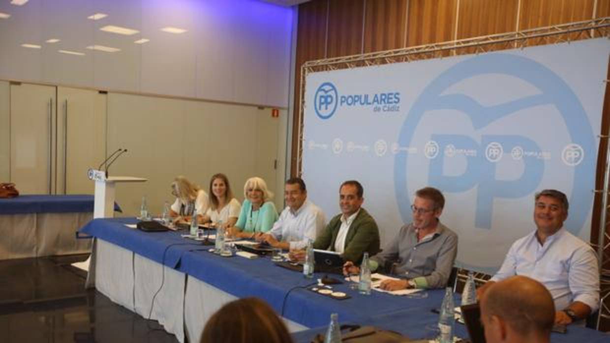El comité director del PP provincial reunido este miércoles en Cádiz