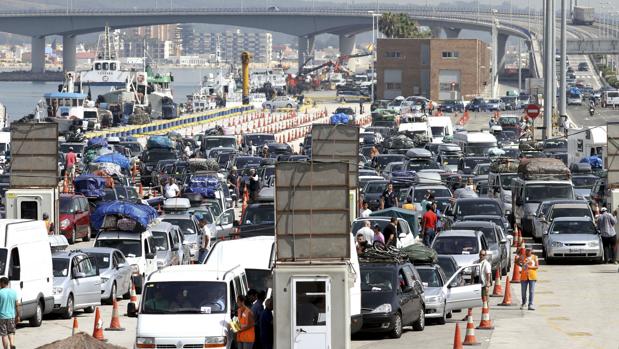 Identificadas casi 700.000 personas en un mes en los controles en el puerto de Algeciras