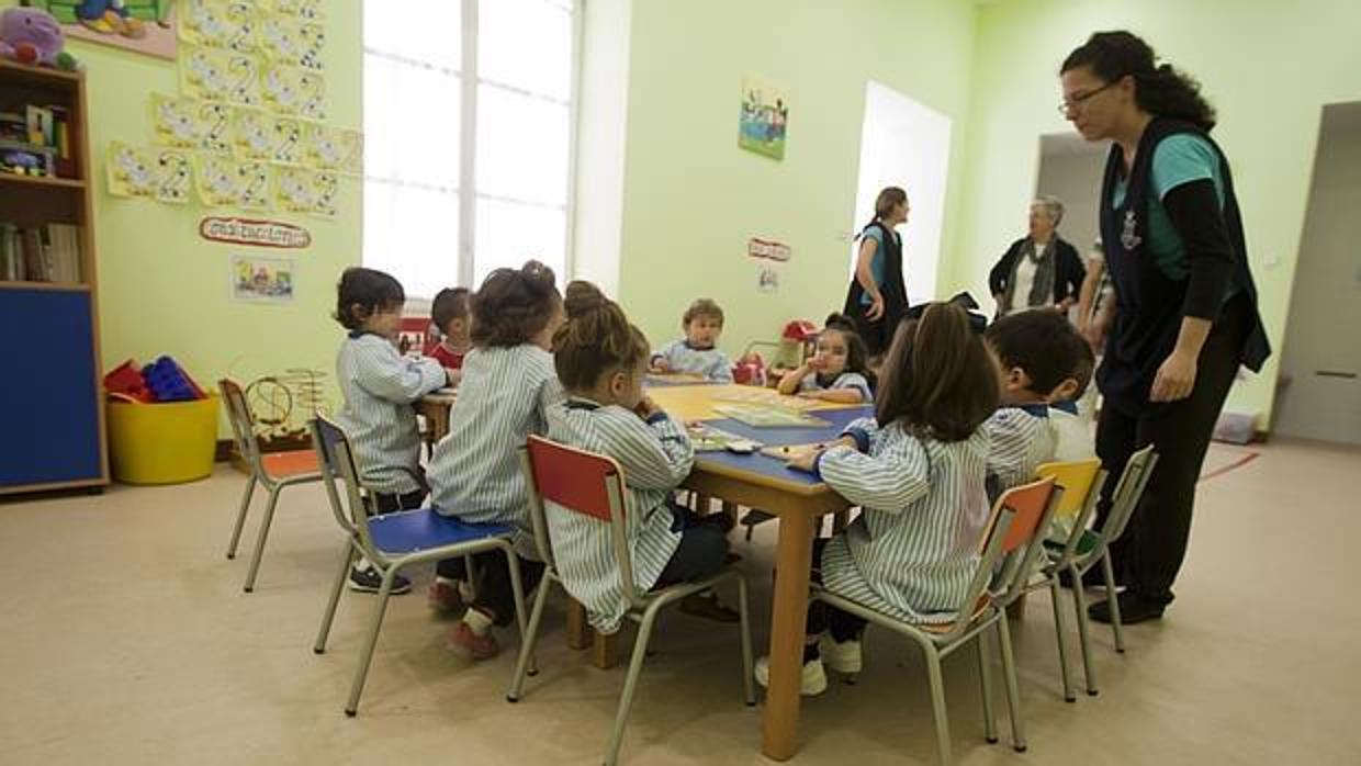 Niños en una escuela de infantil de la provincia.