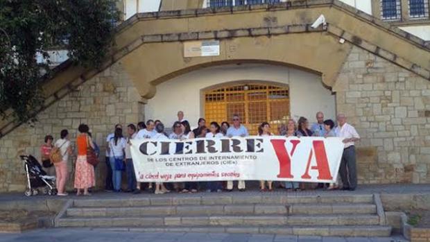 Algeciras Acoge denuncia las «precarias condiciones» del CIE de Algeciras