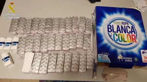 Esconde 10.000 comprimidos de Rivotril y Trankimazín en un bote de detergente para su comercio ilegal