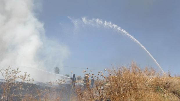 Encuentran el cadáver de una persona tras sofocar un incendio en La Puebla