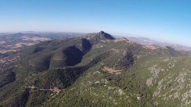 Trasladan a El Bosque a una senderista perdida con síntomas de agotamiento