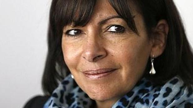 Proponen a la alcaldesa de París mediar en el caso catalán