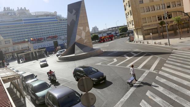 «La plaza de la Hispanidad es un problema aún sin resolver»