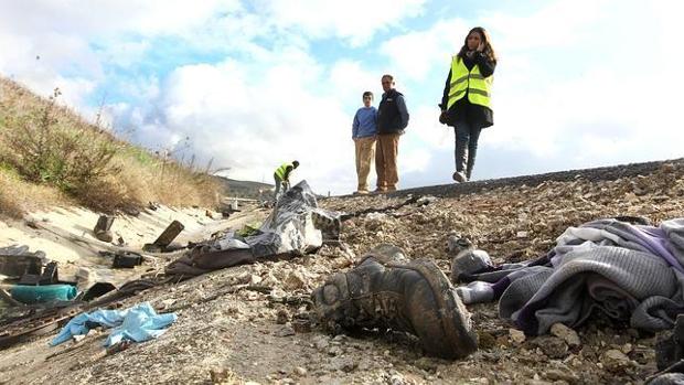 Dos cordobeses fallecidos y uno herido grave en un accidente de tráfico en Écija