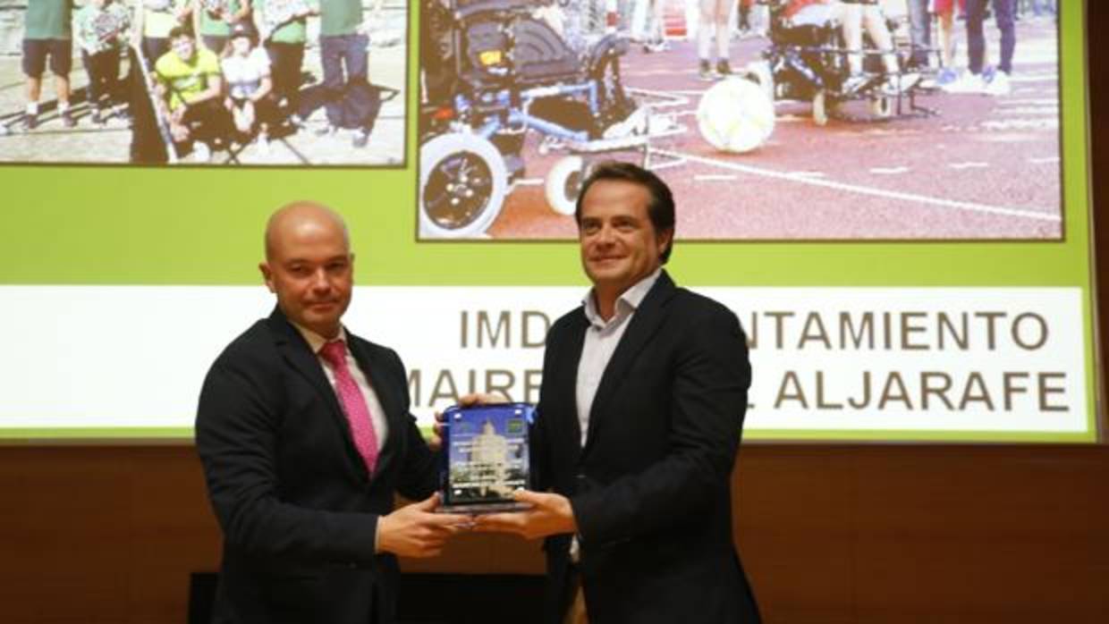 La Junta ha premiado al Ayuntamiento de Mairena por su labor de integración en el deporte adaptado