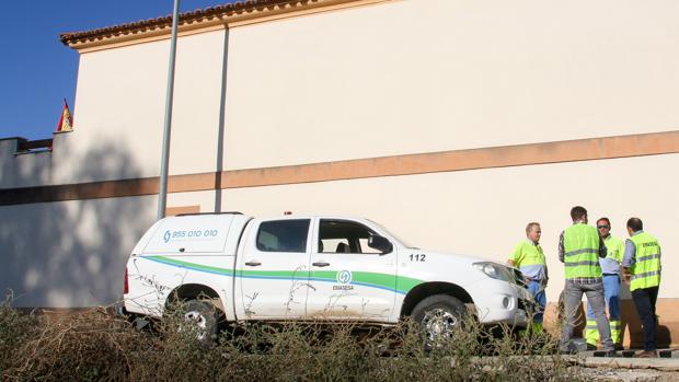 El origen de los olores de Coria del Río podría estar cerca del emisario de Aljarafesa