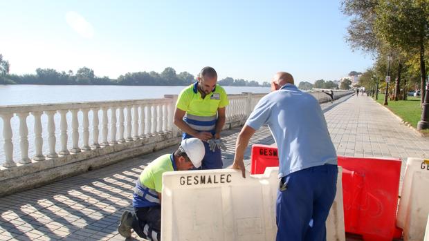 La gasolina es el origen de los olores de la barriada Guadalquivir