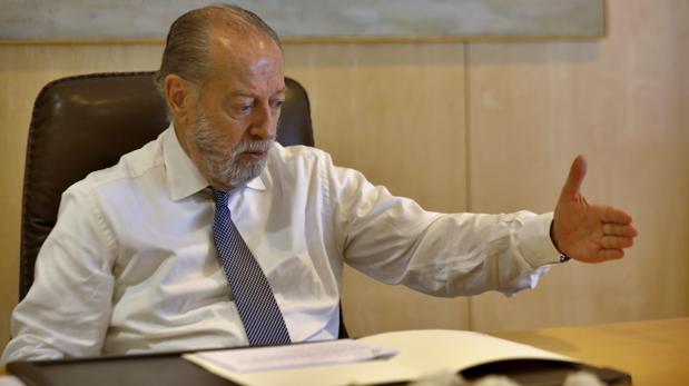 Villalobos: «En el día a día de la política local no hay tantas diferencias ideológicas»