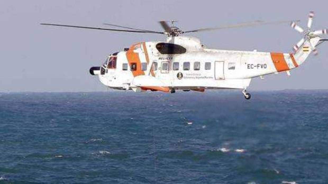 Evacuado a Jerez un tripulante herido en un petrolero a 90 millas de la costa de Cádiz