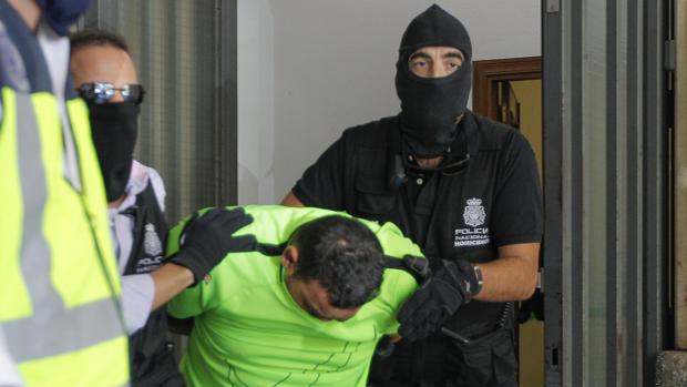 Doble careo entre los acusados del triple crimen de Dos Hermanas