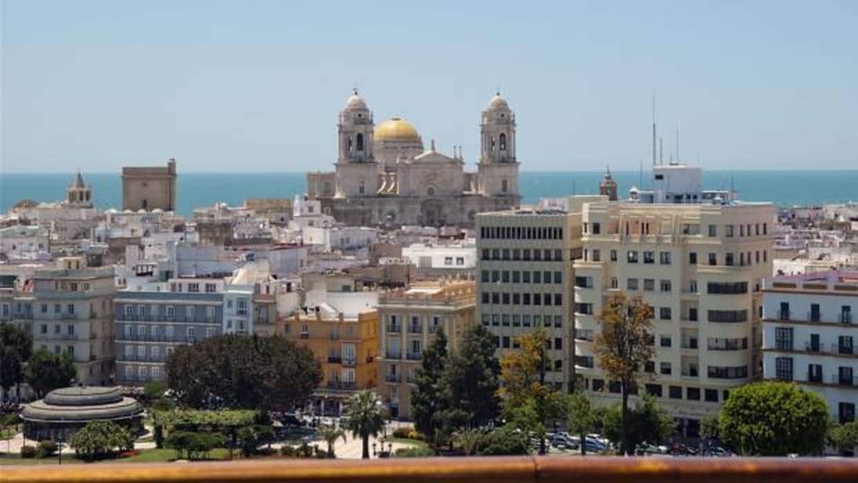 Imágen panorámica de Cádiz capital