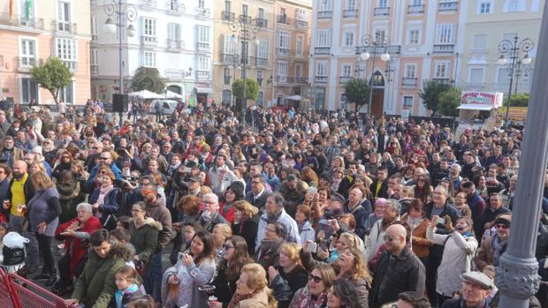 Las callejeras, contra los hosteleros de la Plaza