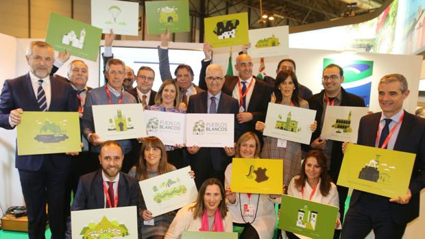 Los Pueblos Blancos de Cádiz despliegan sus encantos en Fitur