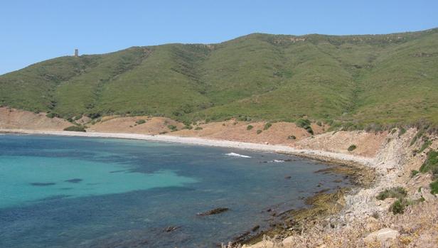 Hallan el cadáver de un hombre en una playa de Algeciras