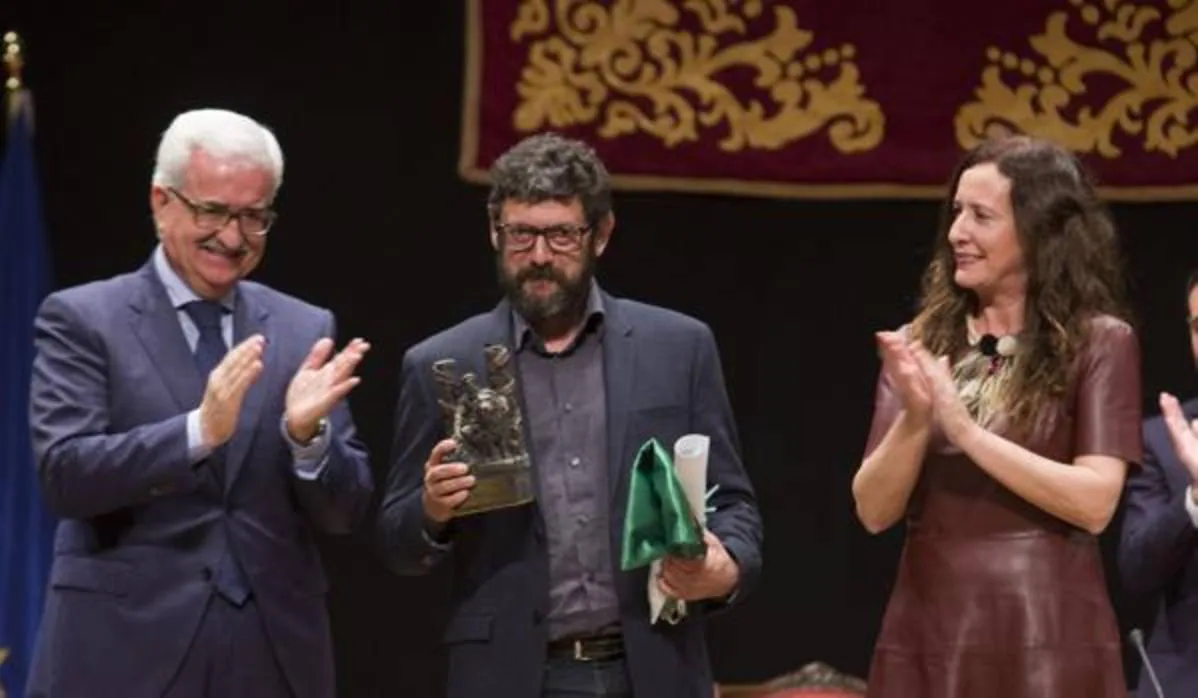 La Junta dará en el Teatro Moderno los galardones del Día de Andalucía