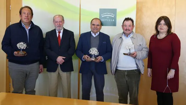 Entregados los premios al mejor aceite virgen extra de la provincia y de las sierras de Sevilla